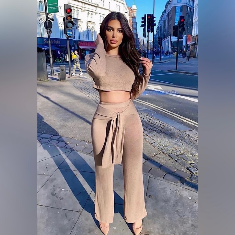 Pants Set - Picture 7 of 7